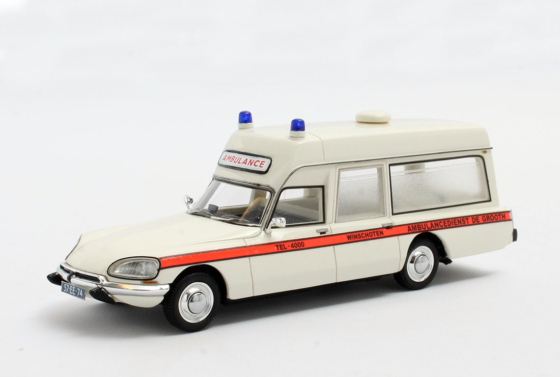 Citroën DS 23 Visser Ambulance (1974)
