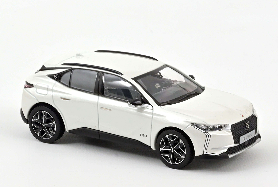 DS 4 Cross