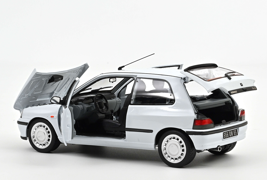 Renault Clio 16S