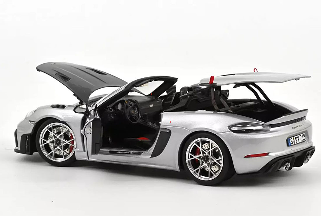 Porsche 718 Spyder RS