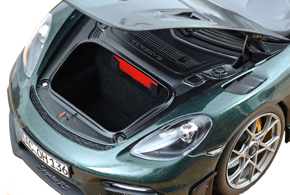 Porsche 718 Spyder RS 