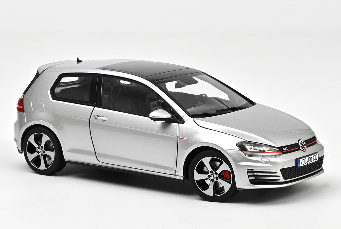 Volkswagen Golf VII GTI