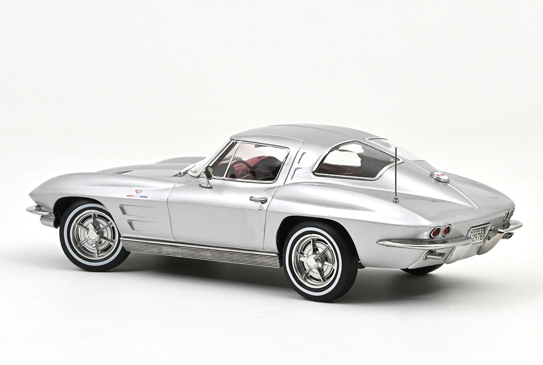 Chevrolet Corvette sting ray