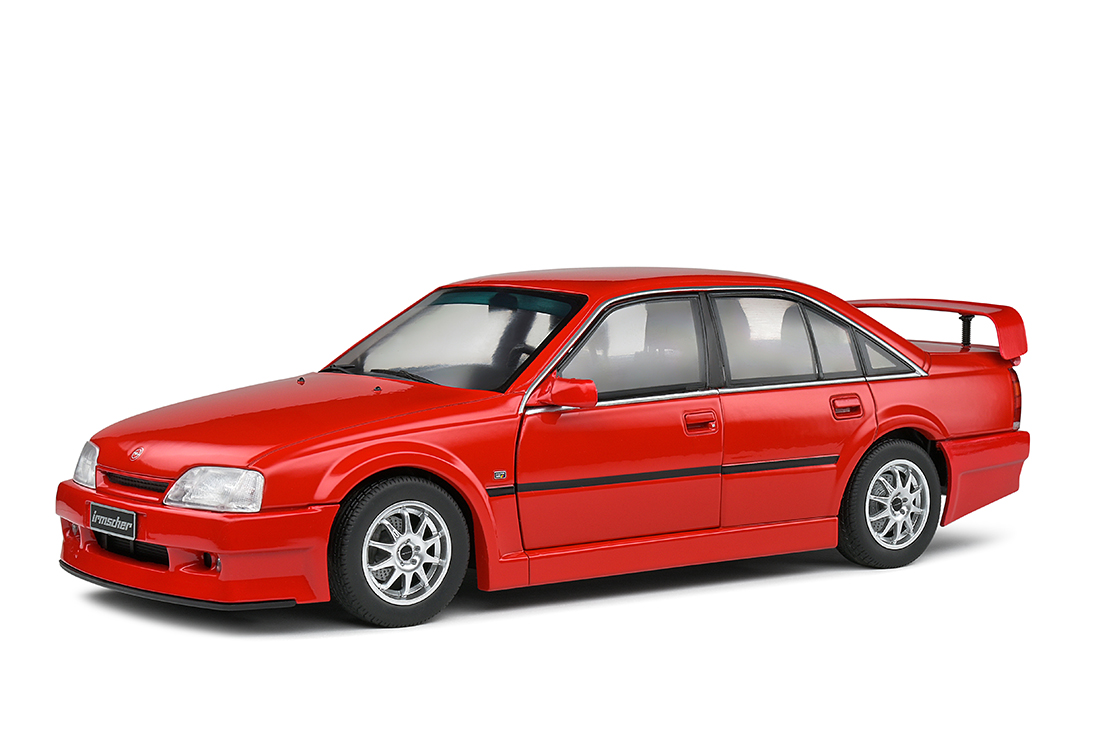 Opel Omega 3000 V24