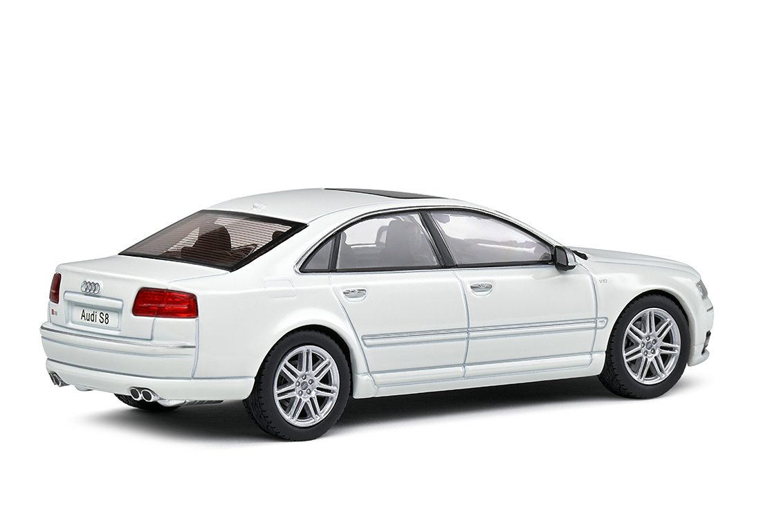 Audi S8 (D3)