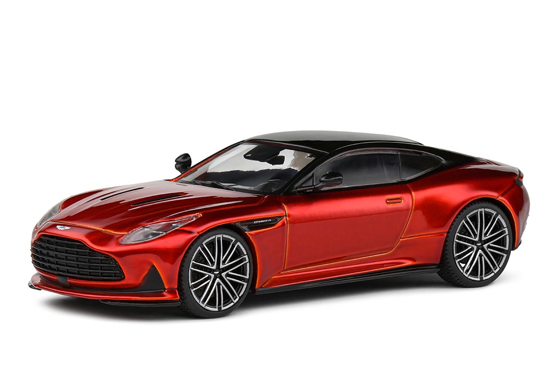 Aston Martin DB12