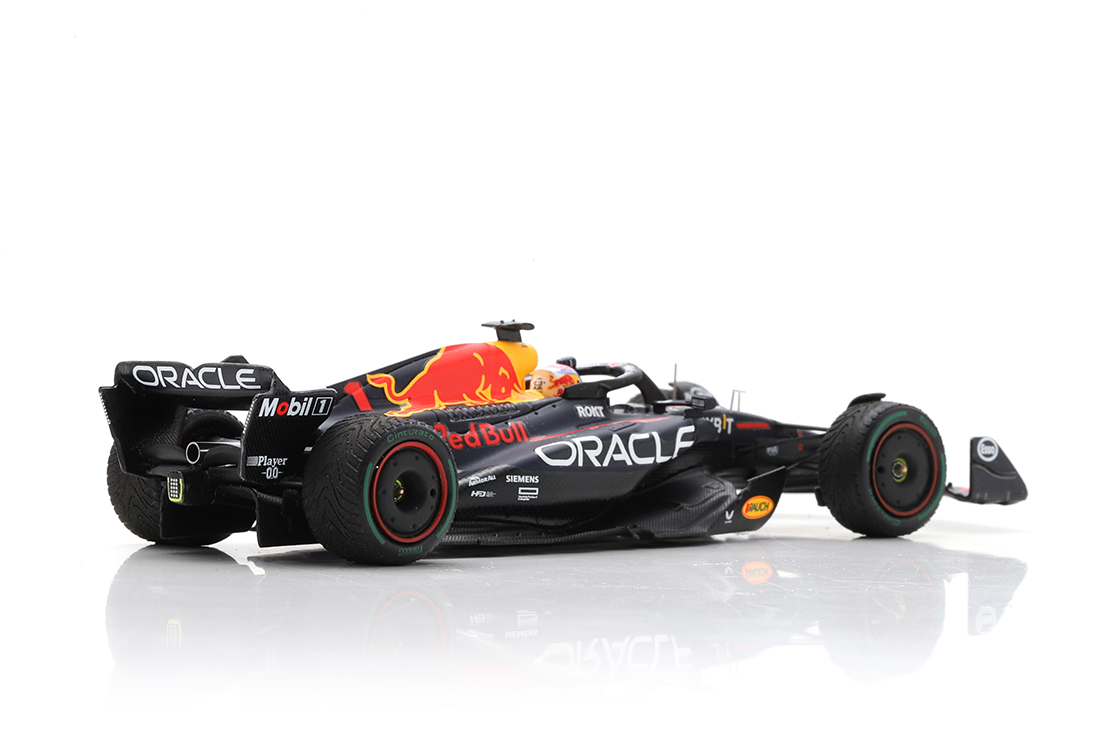Red Bull RB19